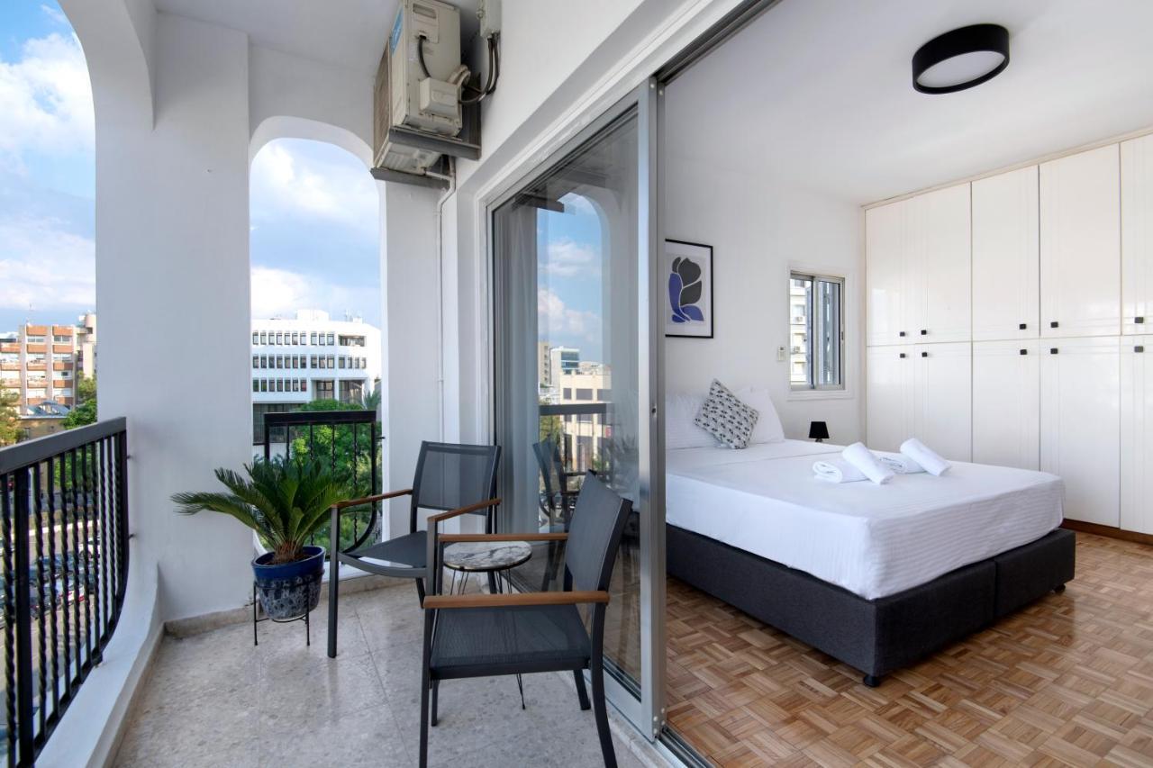 Urban Condo 10 - 2 Bdr Nikosia Bagian luar foto