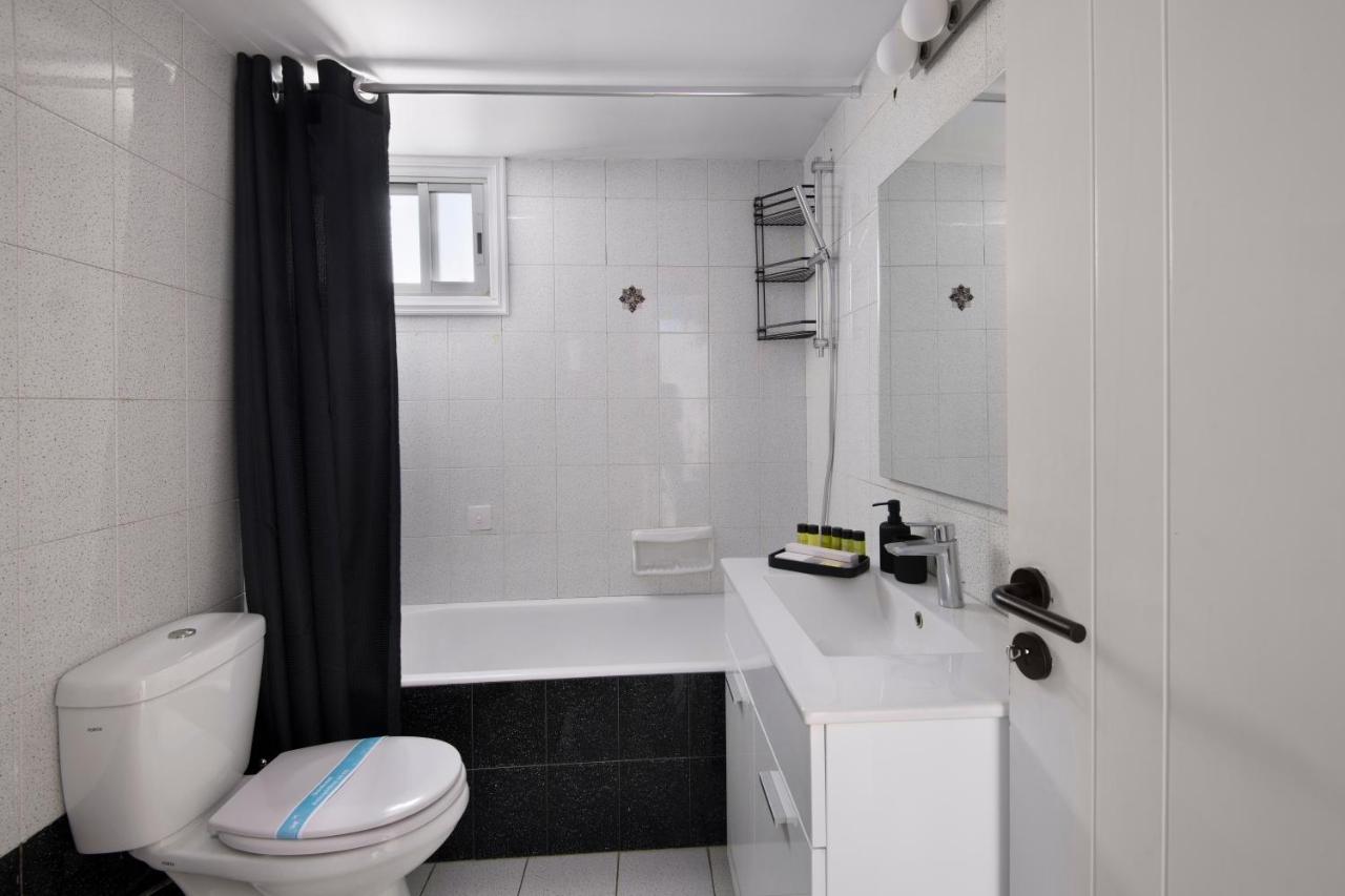 Urban Condo 10 - 2 Bdr Nikosia Bagian luar foto